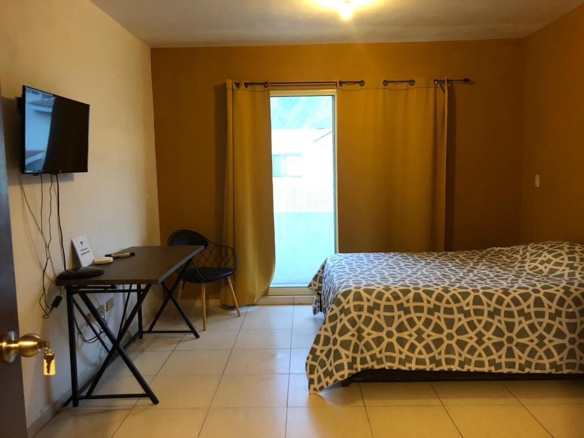 Consulado Suites Monterrey Dış mekan fotoğraf